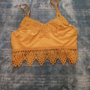 Lace embellish crop top.